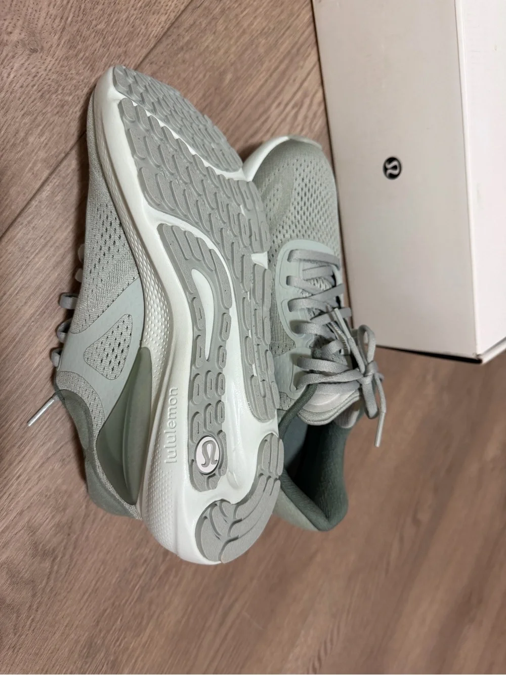 Lululemon Women’s Beyondfeel Running Shoes Green